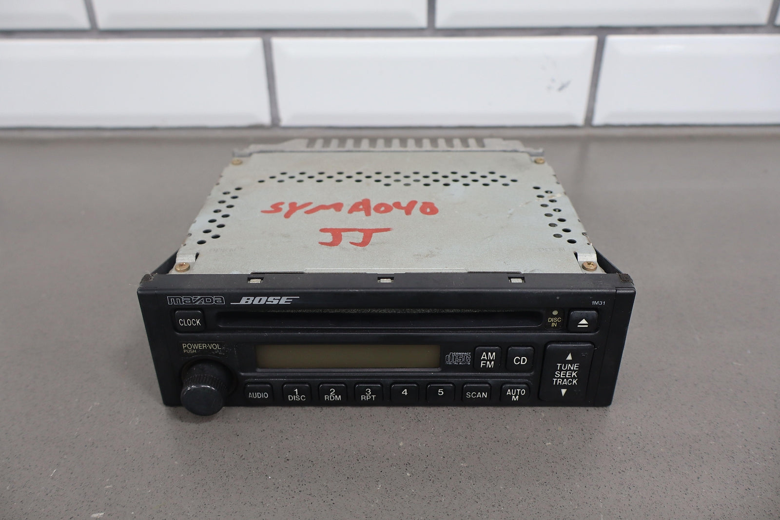 99-00 Mazda Miata NB AM-FM-CD Player W/Bose Amplifier *Unable to