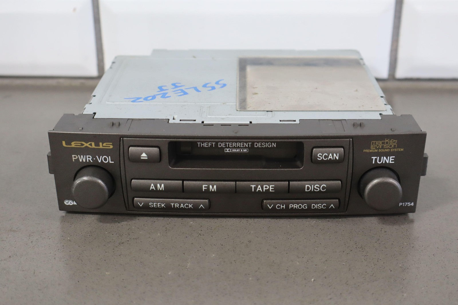 2005-2006 Lexus GX470 Electro Multi-Vision & Navigation 1 DIN