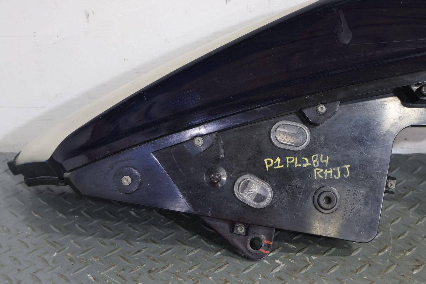 99-02 Plymouth Prowler Right RH Headlight W/Bezel (Muholland Blue) Broken Tabs