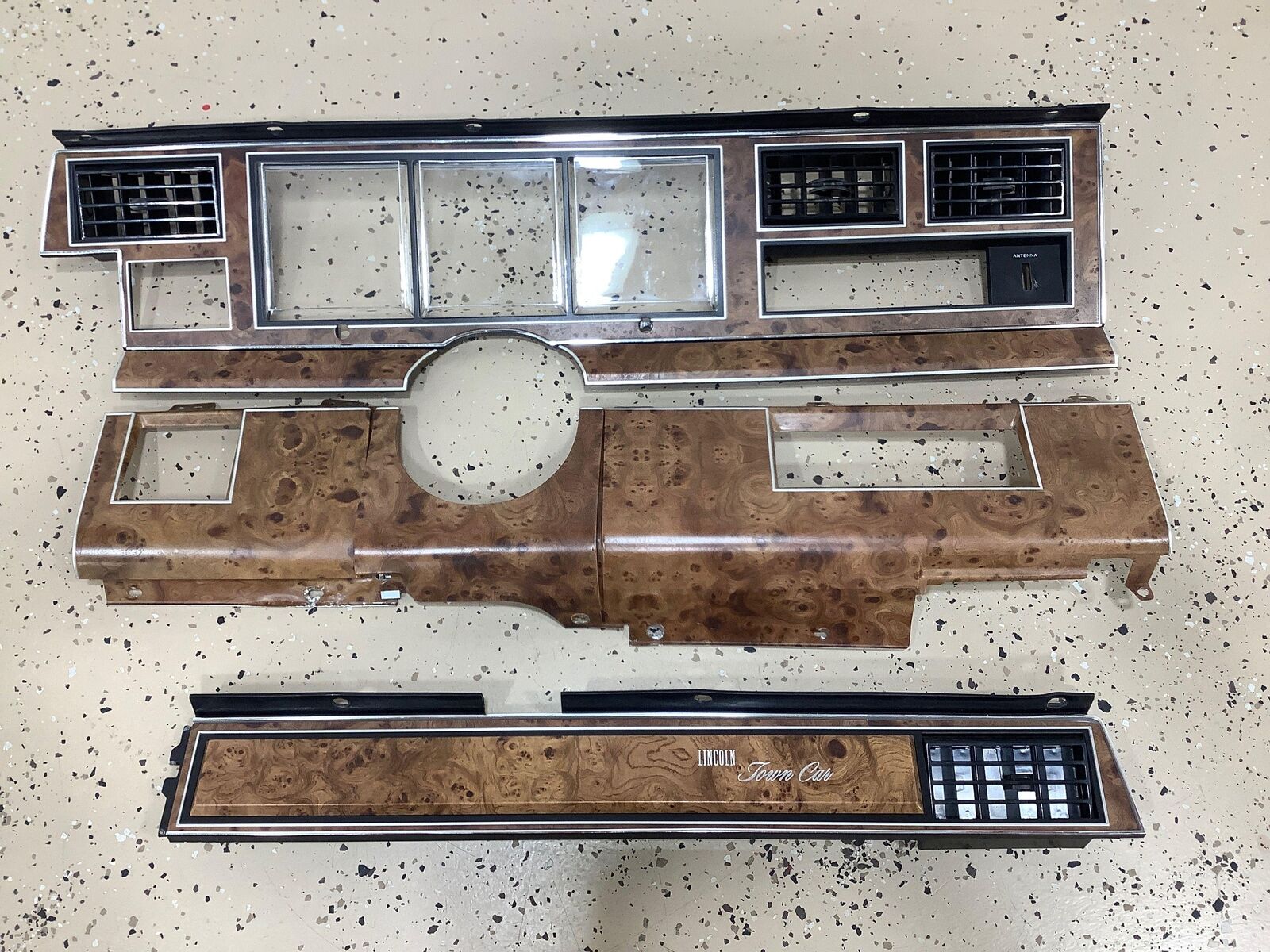 Interior Parts - J & J Auto Wrecking