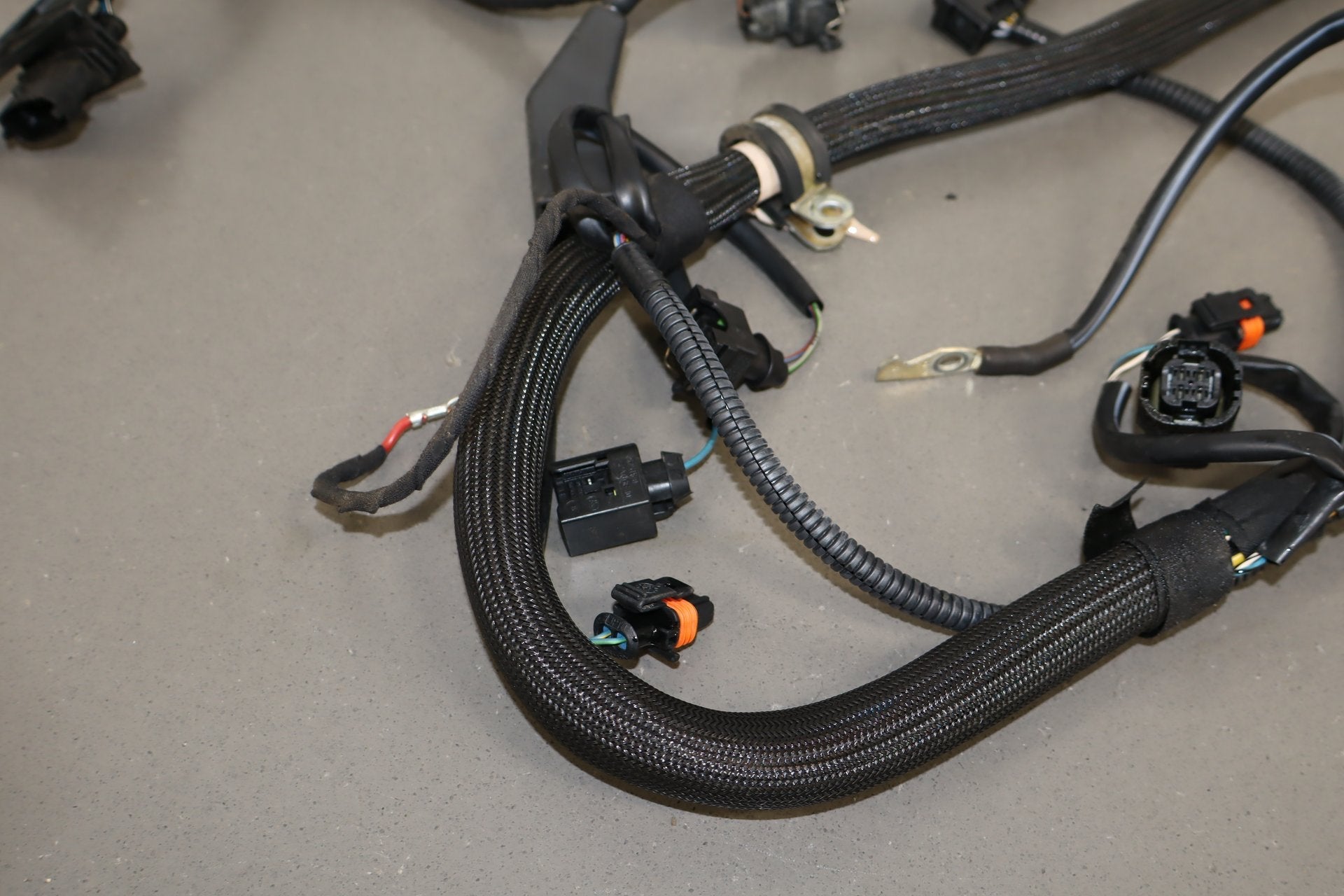 00-02 Porsche Boxster 986 2.7L Engine Wiring Harness OEM Manual