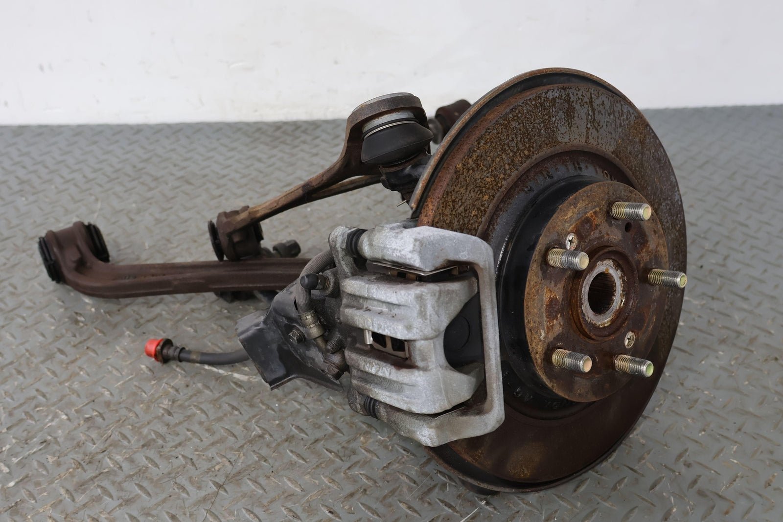 00-03 Honda S2000 AP1 Rear Left LH Knuckle Spindle W/ 3 Control