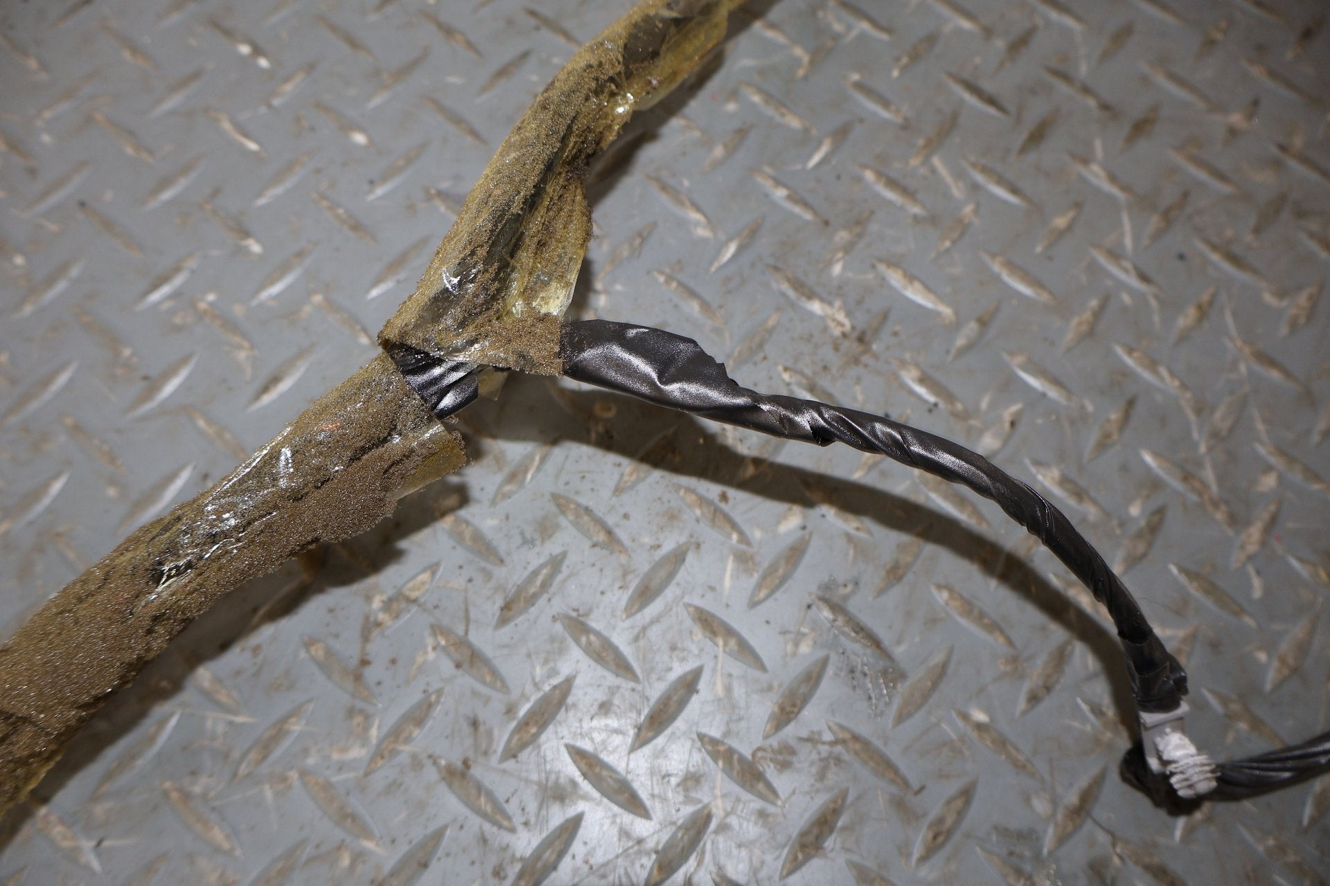 00-04 Chevy C5 Corvette Front Left Driver Door Wiring Harness (99K Miles)