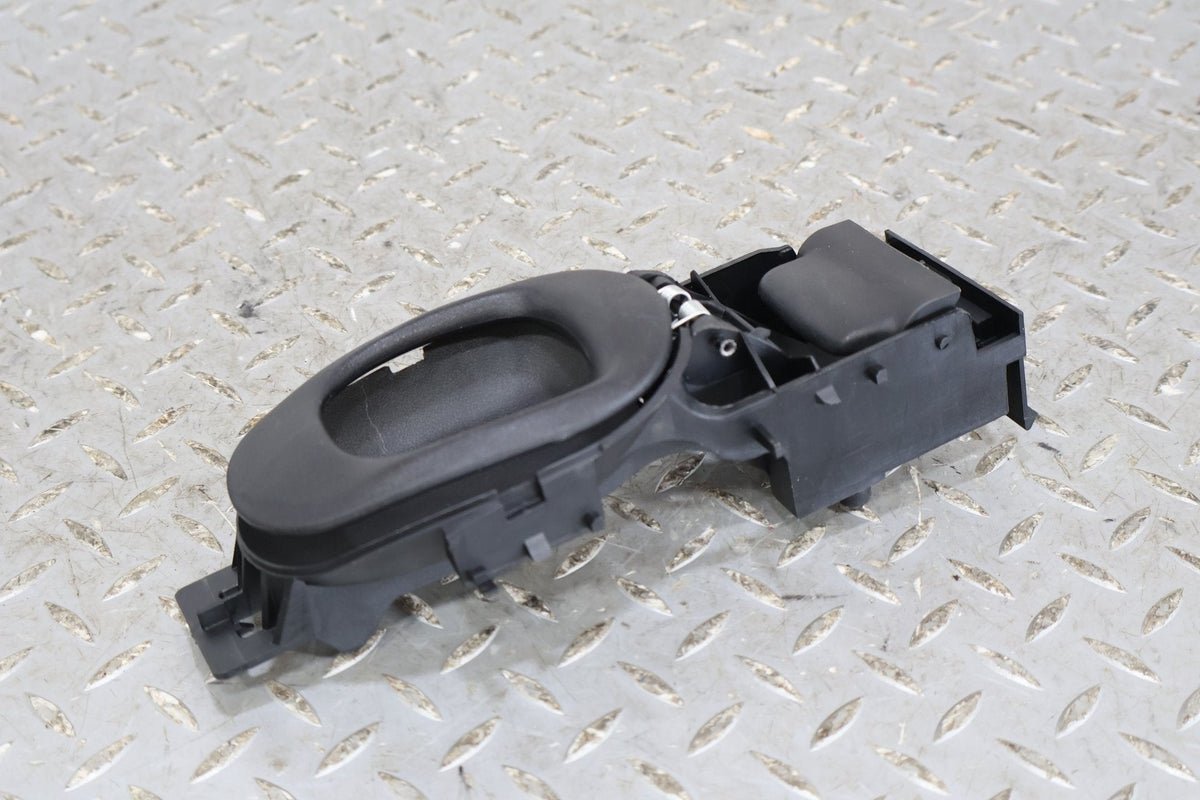 00-04 Chevy C5 Corvette Passenger Right Door Lock Latch & Inner Handle (Tested)