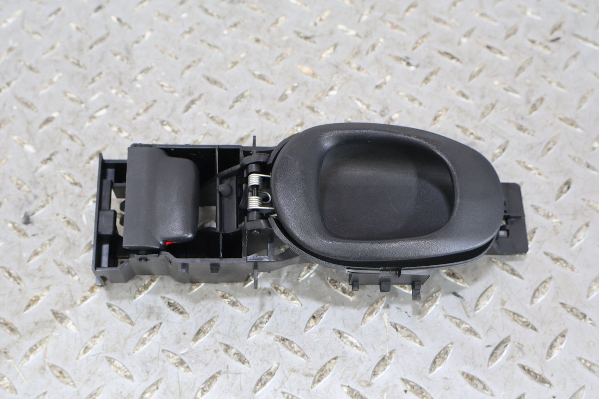 00-04 Chevy C5 Corvette Passenger Right Door Lock Latch & Inner Handle (Tested)