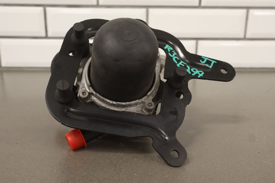 00 - 04 Chevy C5 Corvette Secondary Air Pump W/ Bracket (12568382) OEM