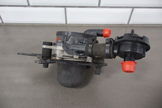 00 - 04 Chevy C5 Corvette Secondary Air Pump W/ Bracket