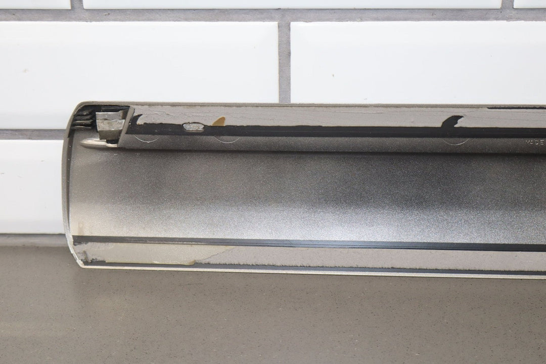 00 - 06 Chevy Suburban GMT800 Left Front Door Molding (Pewter Metallic 11U)