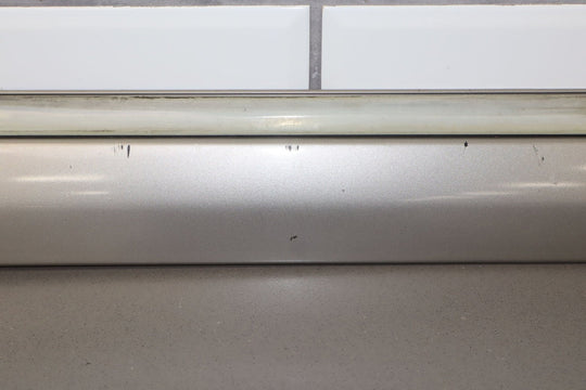 00 - 06 Chevy Suburban GMT800 Left Front Door Molding (Pewter Metallic 11U)