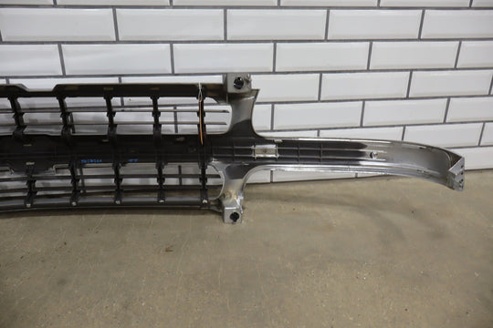 00 - 06 Chevy Suburban/Tahoe Loaded OEM Chrome Grille with Headlights See Photos
