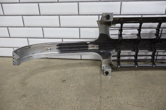 00 - 06 Chevy Suburban/Tahoe Loaded OEM Chrome Grille with Headlights See Photos