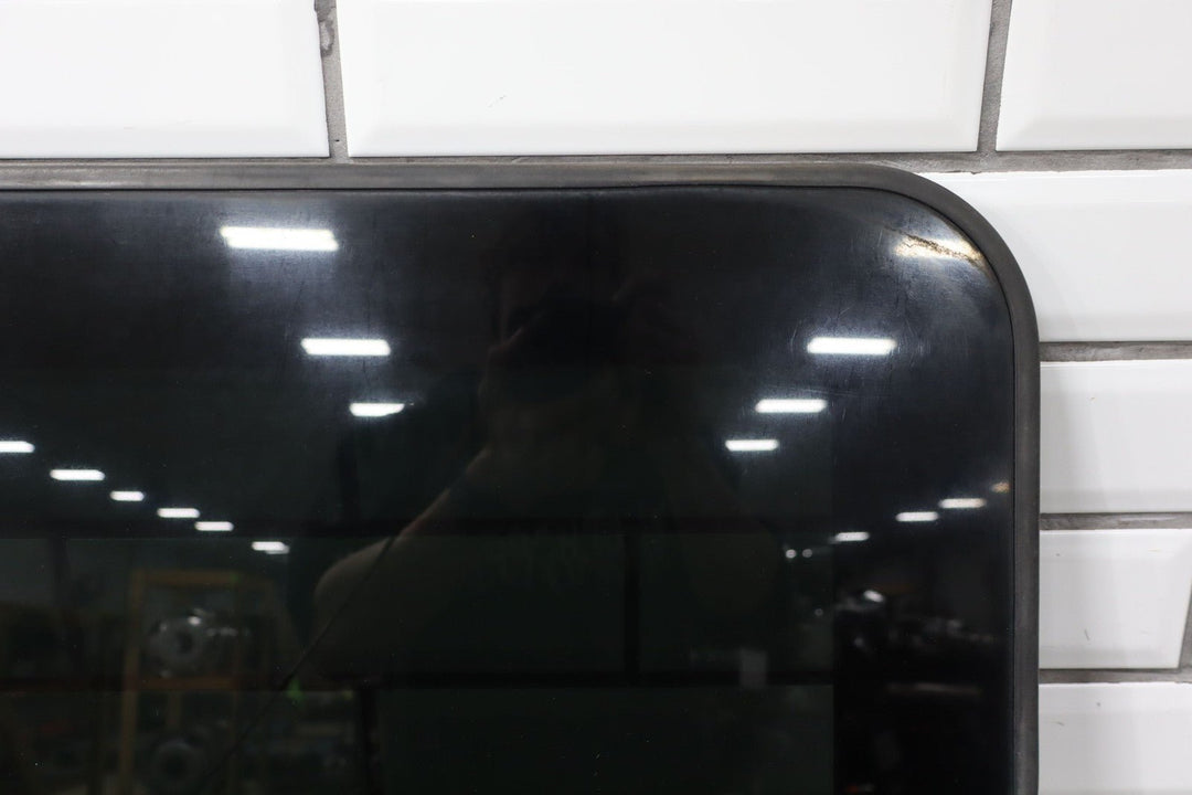 00 - 06 Chevy Tahoe Suburban Yukon Escalade GMT800 Sunroof Glass Panel OEM