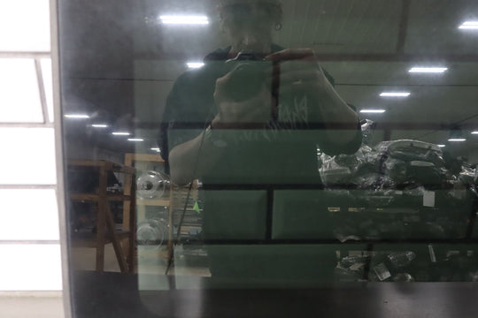 00 - 06 Chevy Tahoe Suburban Yukon Escalade GMT800 Sunroof Glass Panel OEM