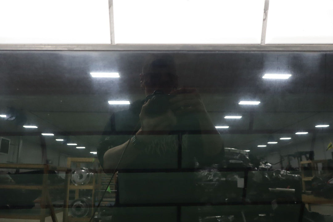 00 - 06 Chevy Tahoe Suburban Yukon Escalade GMT800 Sunroof Glass Panel OEM