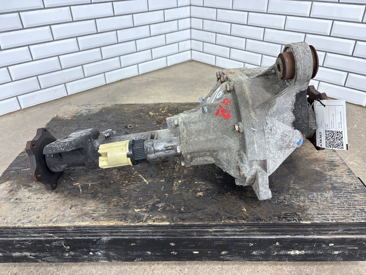 00-06 Chevy Tahoe/Suburban GMT800 4WD Front Diff 3.73 GT4