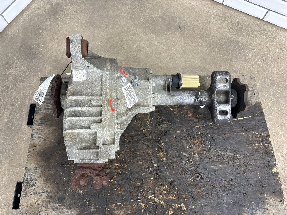 00-06 Chevy Tahoe/Suburban GMT800 4WD Front Diff 3.73 GT4