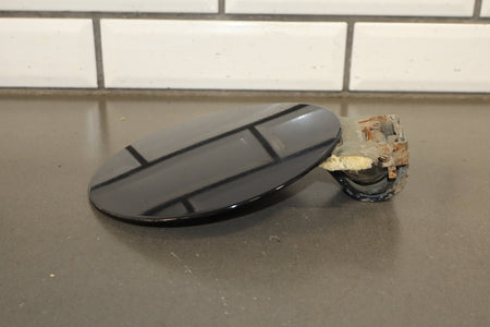 00-06 Chevy Tahoe/Suburban GMT800 Fuel Door Black 41