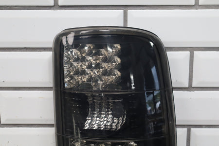 00-06 Chevy Tahoe/Suburban GMT800 Tail Light Set Aftermarket Pair