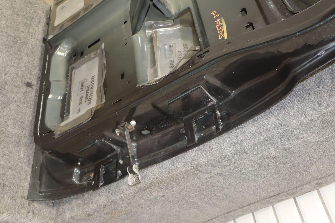 00 - 07 Chevy Silverado GMC Sierra GMT800 Extended Cab Right Door Dark Gray 62U