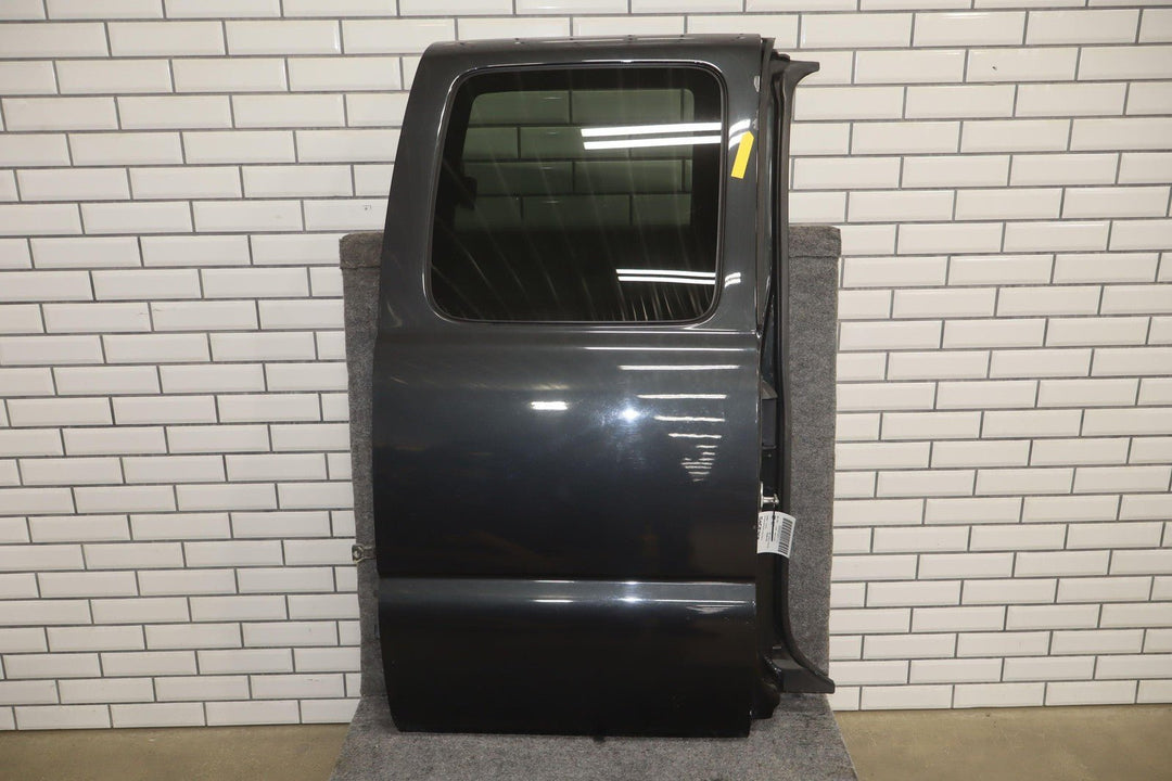 00 - 07 Chevy Silverado GMC Sierra GMT800 Extended Cab Right Door Dark Gray 62U