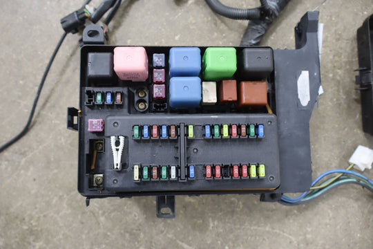 00 - 07 Lexus LX470 Engine Fuse Relay junction Box W/Harness & Hood Release Cable