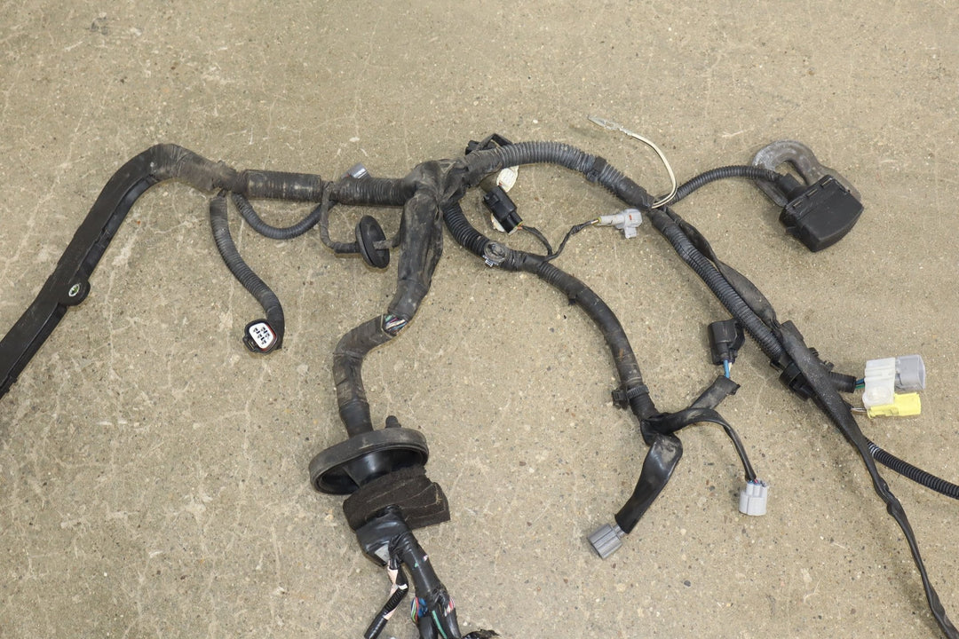 00 - 07 Lexus LX470 Engine Fuse Relay junction Box W/Harness & Hood Release Cable