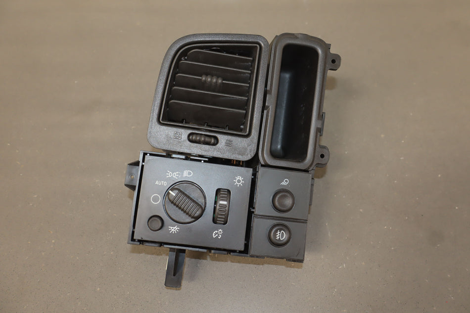 2005 Cadillac Escalade EXT- Headlight Switch