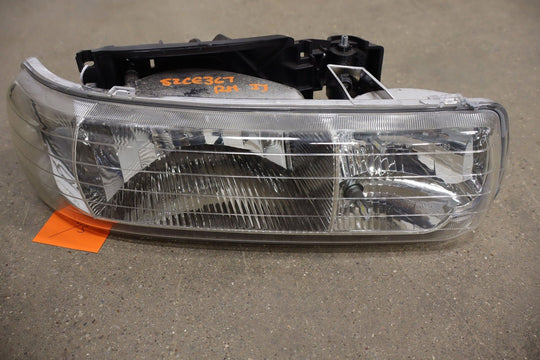 01 - 02 Chevy 2500HD OEM Grill (HVY) with Aftermarket Headlights / Marker Lights