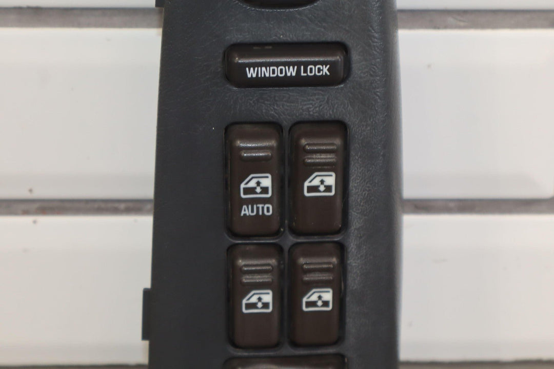 01 - 02 Chevy GMC 2500HD Crew Cab Driver Left LH Master Window Switch Graphite