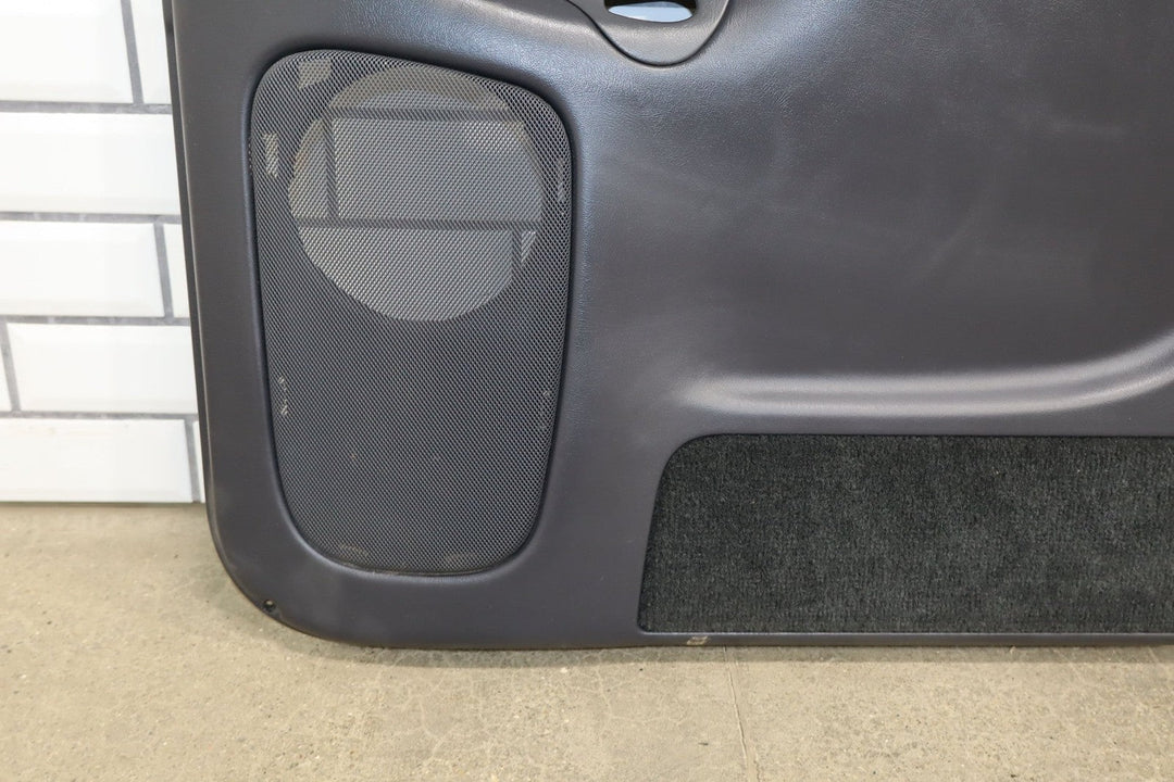 01 - 02 Chevy GMC 2500HD Crew Cab GMT800 Right Rear Door Panel