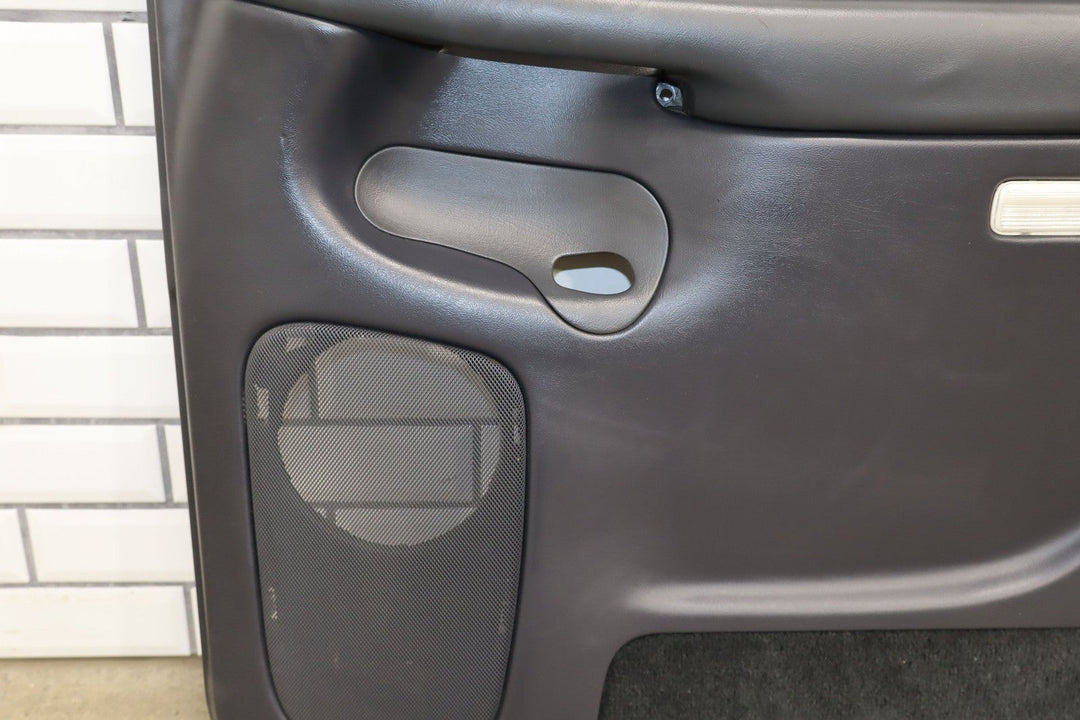 01 - 02 Chevy GMC 2500HD Crew Cab GMT800 Right Rear Door Panel