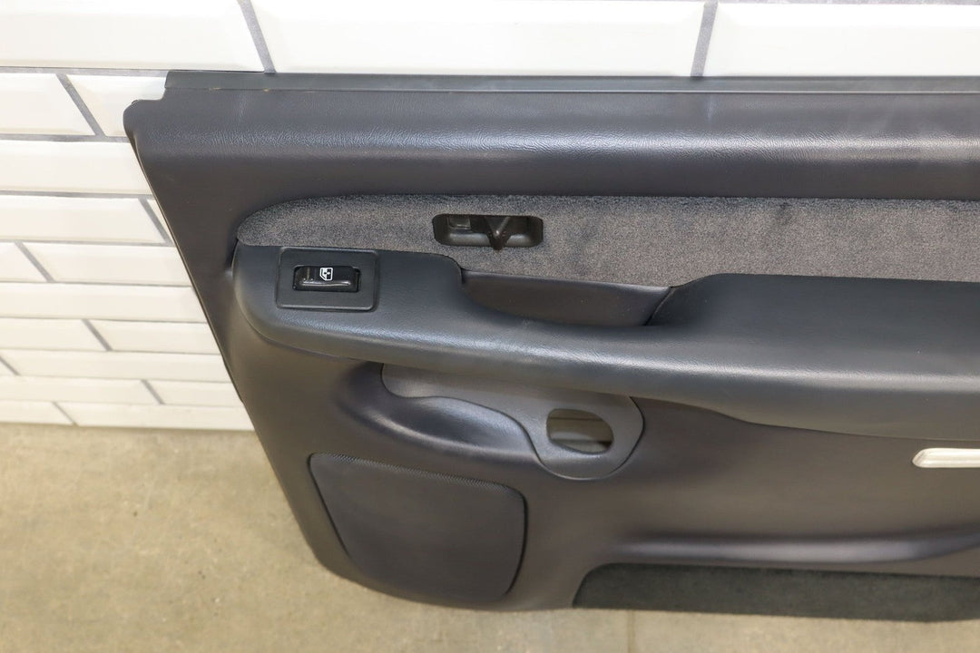 01 - 02 Chevy GMC 2500HD Crew Cab Right Rear Interior Door Panel (Graphite 12D)