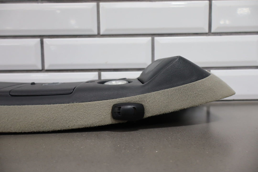 01 - 02 Chevy GMC 2500HD Overhead Roof Console Assembly GMT800