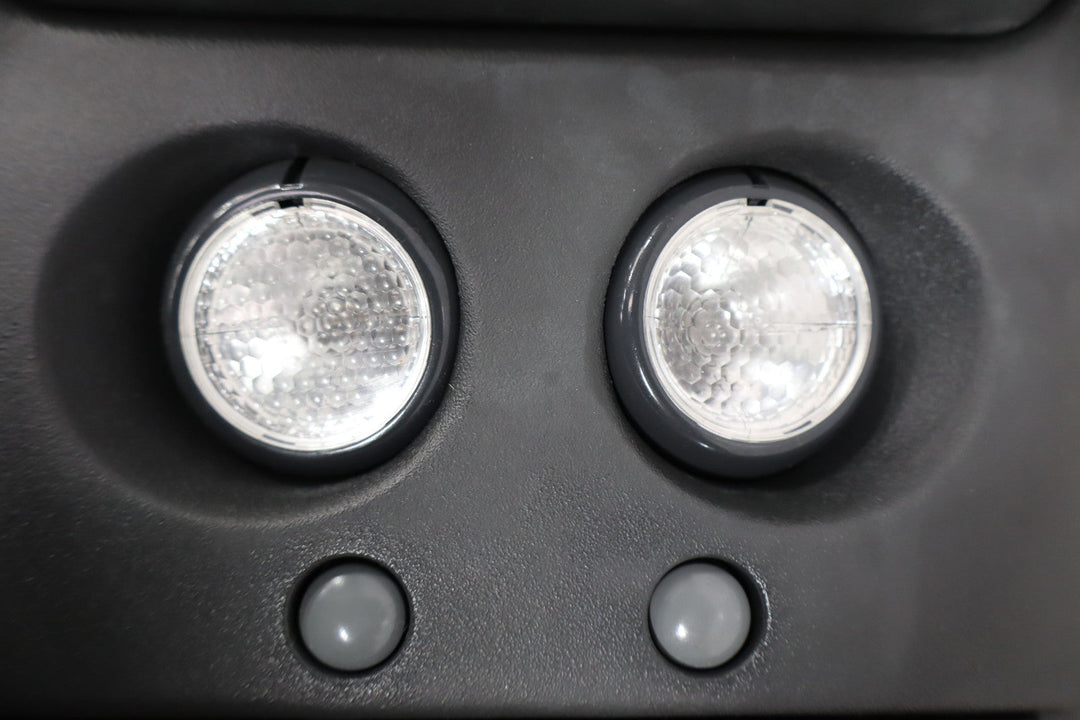 01 - 02 Chevy GMC 2500HD Overhead Roof Console Assembly GMT800