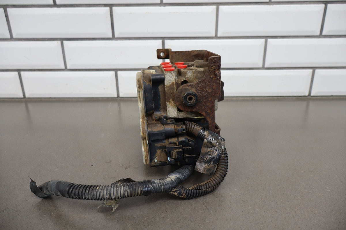 01-02 Chevy GMC 2500HD Silverado Sierra OEM ABS Pump/ Module Assembly (HVY) 19121924