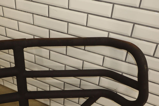 01 - 02 Chevy GMC Ranch Hand Legend Grille Guard GGC011BL1 Used