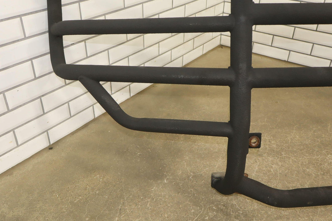 01 - 02 Chevy GMC Ranch Hand Legend Grille Guard GGC011BL1 Used