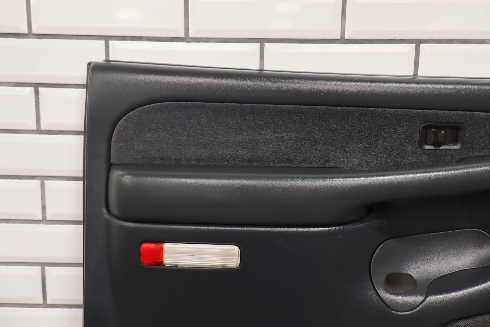 01-02 Chevy Silverado Sierra Crew Cab Right Rear Door Panel