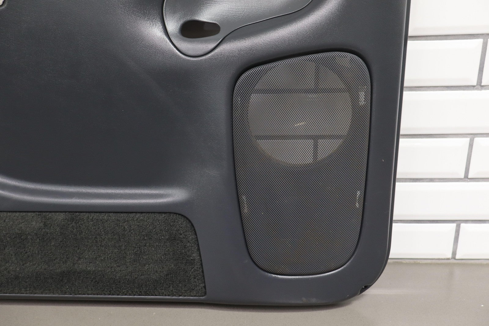 01-02 Chevy Silverado Sierra Crew Cab Right Rear Door Panel