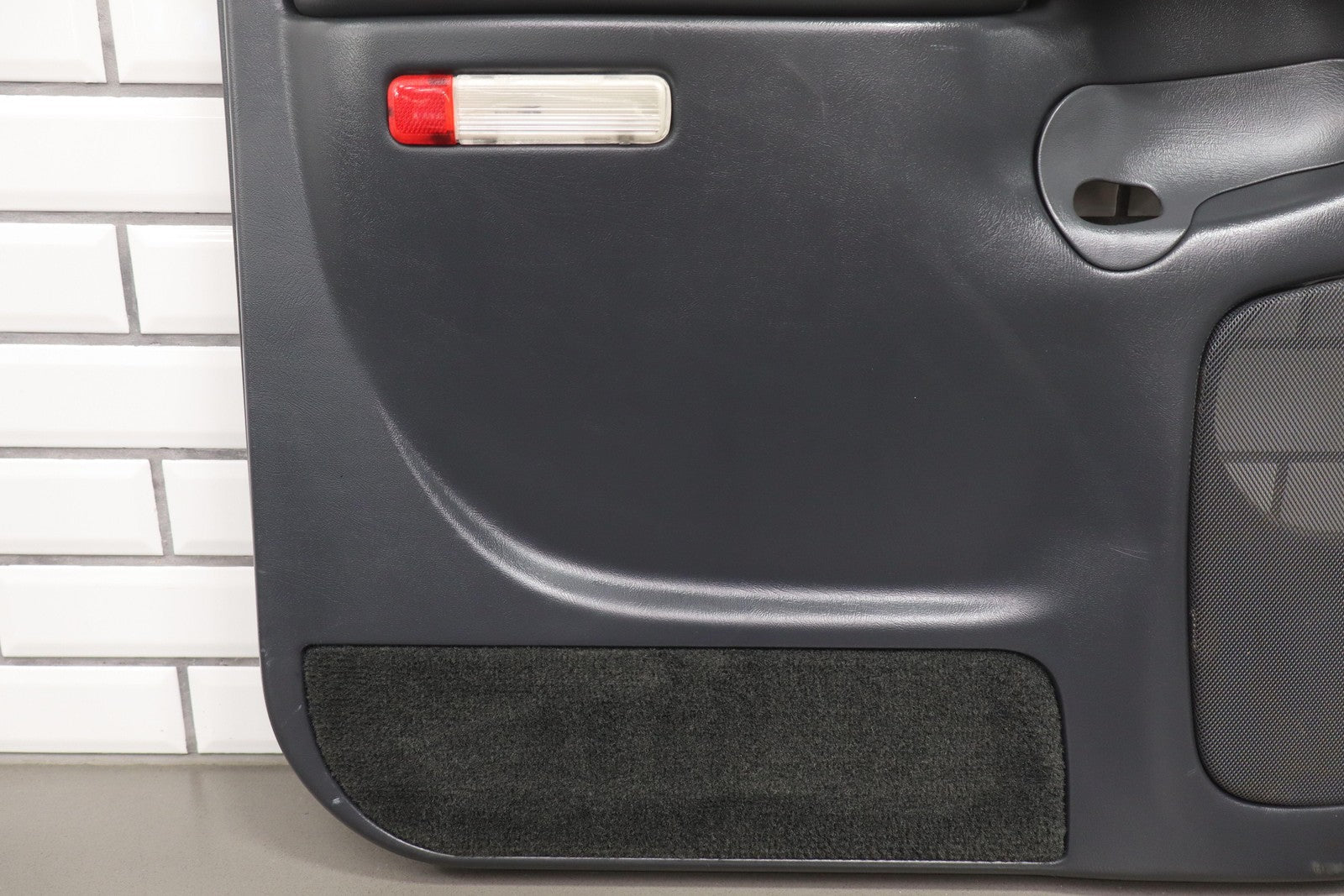 01-02 Chevy Silverado Sierra Crew Cab Right Rear Door Panel