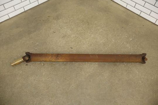 01 - 03 Chevy GMC 3500 Dually 2 Piece Rear Driveshaft (4x4 167' Wheelbase)