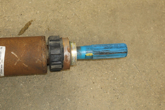 01 - 03 Chevy GMC 3500 Dually 2 Piece Rear Driveshaft (4x4 167' Wheelbase)