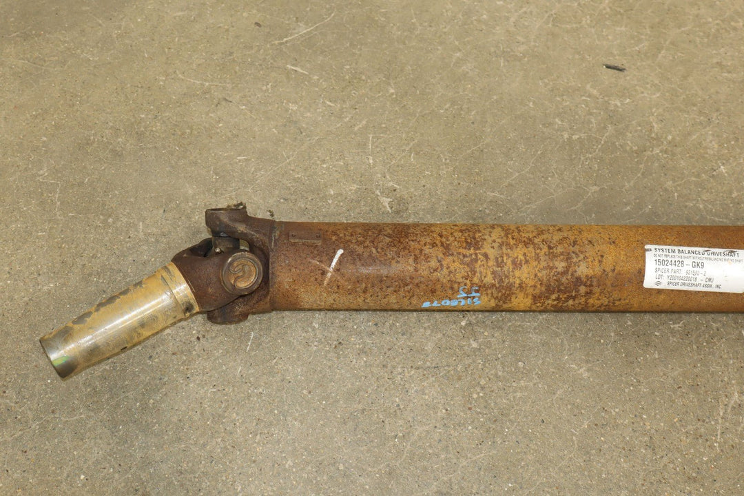 01 - 03 Chevy GMC 3500 Dually 2 Piece Rear Driveshaft (4x4 167' Wheelbase)