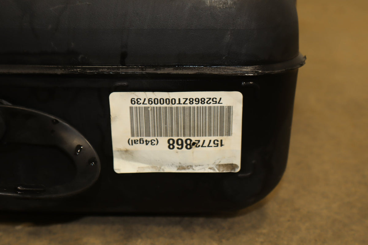 01-04 Chevy Silverado 3500 Diesel Fuel Tank 34 Gal 8ft