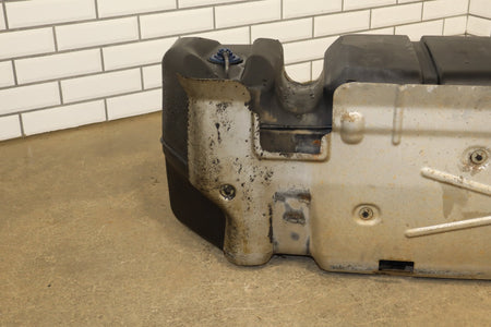 01-04 Chevy Silverado 3500 Diesel Fuel Tank 34 Gal 8ft