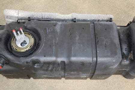 01-04 Chevy Silverado 3500 Diesel Fuel Tank 34 Gal 8ft