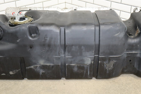 01-04 Chevy Silverado 3500 Diesel Fuel Tank 34 Gal 8ft