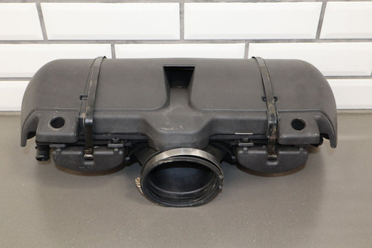 01 - 04 Corvette C5 5.7L Air Cleaner Intake Tube Box Base Lid Straps *No MAF*