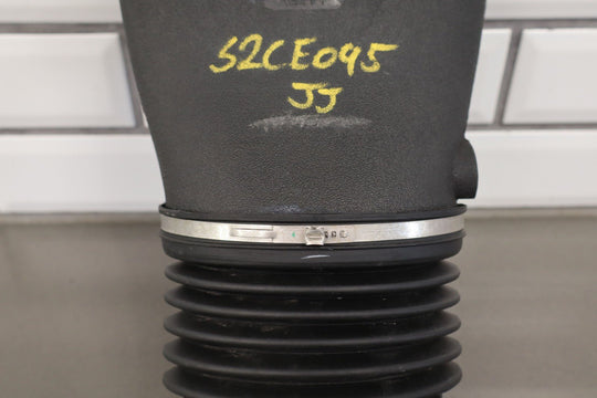 01 - 04 Corvette C5 5.7L Air Cleaner Intake Tube Box Base Lid Straps *No MAF*