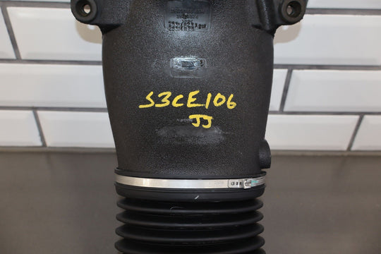 01 - 04 Corvette C5 5.7L Air Cleaner Intake Tube Box Base Lid Straps (No MAF)